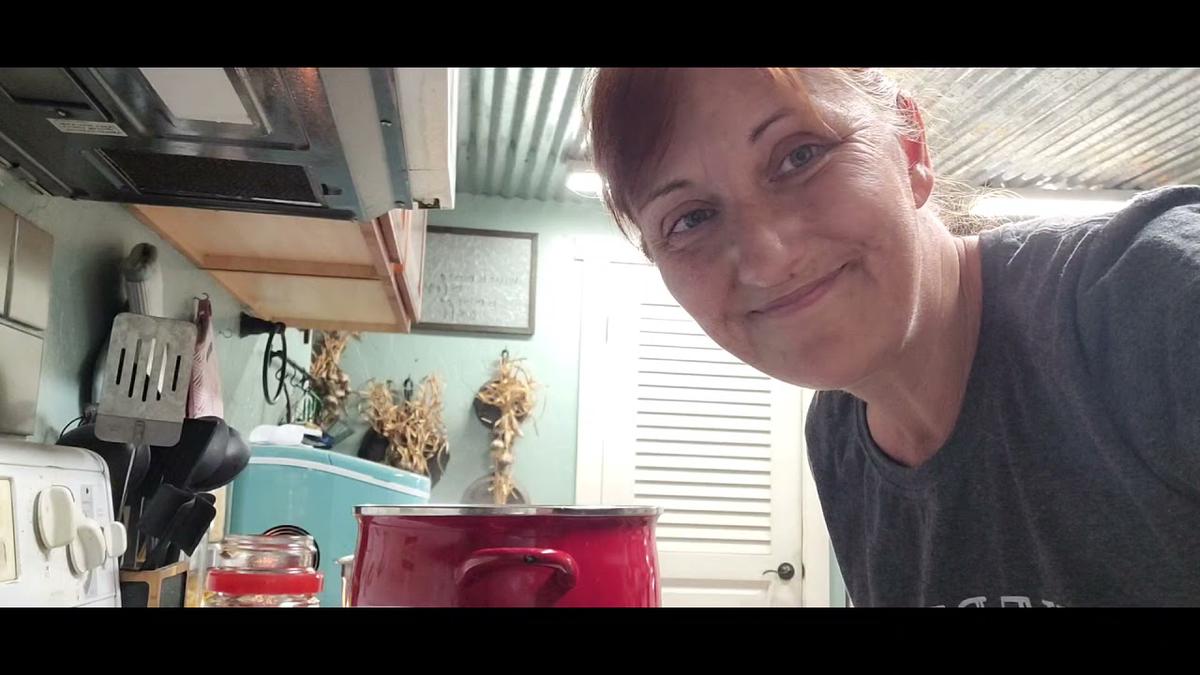 'Video thumbnail for Canning Homemade Spaghetti Sauce'